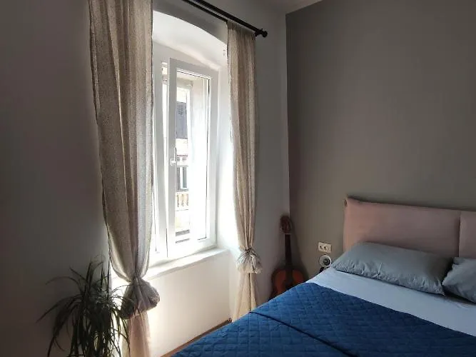 Enjoy Summer Apartment Pula