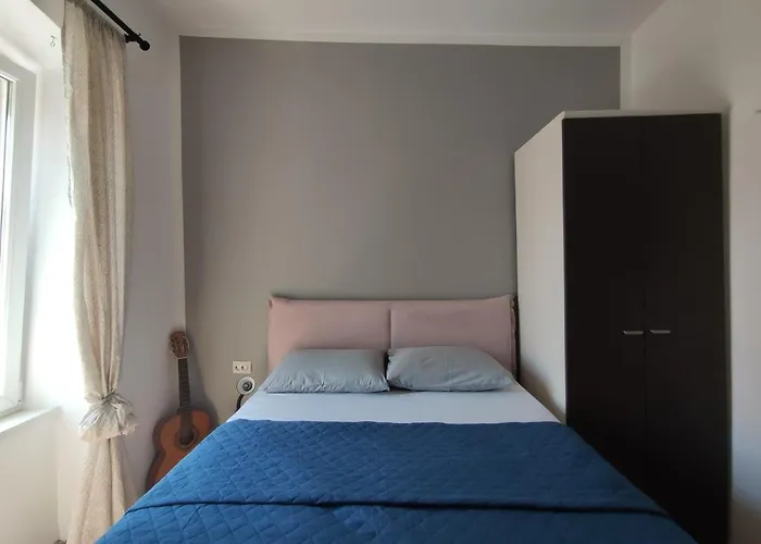 Enjoy Summer Apartment Pula